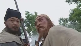 刘唐为什么要向雷横抢回那十两银子?