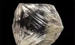 鉆石除了切割玻璃，還有什麽實用價值嗎？