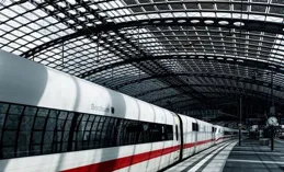 2024 年春運全國跨區域人員流動量預計達 90 億人次，自駕出行占比將突破八成，哪些資訊值得關註？