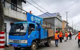 社群工作人員有好有壞。一些社群根本沒什麽作用，應該撤了。