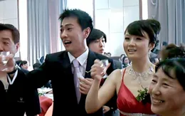 主持人顧國寧英年癌逝，留下孤獨母親，孝心故事令人淚目