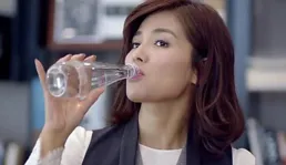 不會開門不會穿鞋，這11位生活不能自理的明星們，到底在高貴什麽