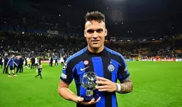 國米隊長被金球獎官方認可，領跑義甲的他，會是梅西最好的接班人