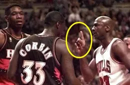 為何NBA歷史上，只有穆大叔搖手指，不會被判技術犯規？