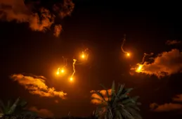 伊朗200枚飛彈夜襲以色列，以軍時隔18年再次對黎地面行動！短短15天，中東陷入「報復迴圈」，一圖速覽