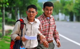 文章模仿向佐表情包被嘲諷，還遭本人貼臉回懟？想不到二人背後有這樣的淵源！