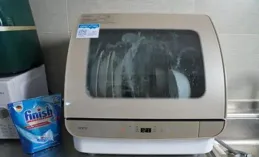 家裏老人用洗碗機什麽品牌品質好，簡單已操作，精選推薦這3款！