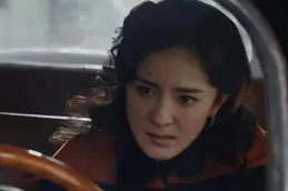 看完【暗夜與黎明】，被姚安娜圈粉了，這才是關系戶正確使用方式