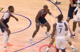 NBA最大牌超巨轟然倒下！柯瑞連續2次受傷，一瘸一拐走人，太難受