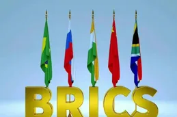 金磚「拋棄」盧比！印度做夢人民幣「接盤」，莫迪要「崩潰」？