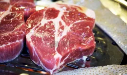 買豬肉，為啥有的顏色深，有的顏色淺？區別挺大，弄明白心裏有底