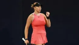 中網又亂了：鄭欽文2-0波多羅斯卡，奧運亞軍爆冷出局，荷屬沙巴完勝