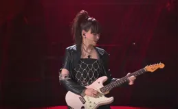 節目組三顧茅廬請到的於文文，讓那英與寧靜很尷尬，網友質疑不斷