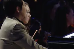 德國這一天，郎朗吉娜夫妻倆的「真實顏值」，治好了我的容貌焦慮