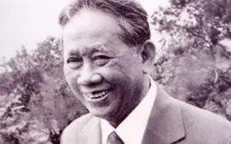 景區拍攝遭驅趕，攝影師稱報警沒有用，景區回應，官方評論區淪陷