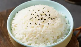 米飯放涼了再吃，有助於減肥？辟謠：效果並不明顯，還容易鬧肚子