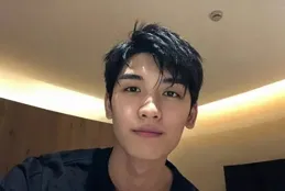 盤點被女友曝光多次出軌的8位元男明星，看看都有誰？