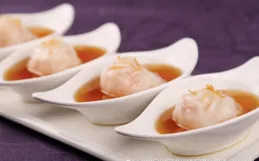 粵式早茶精髓：蝦餃皇，晶瑩剔透的鮮美誘惑