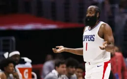 快艇早這麽打早捋順了，哈登當第一持球點，火箭就證明過