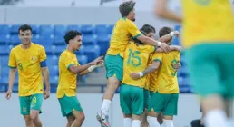 1-1！足壇爆大冷：亞洲魚腩逼平日本，7分出線，中國男足自動晉級