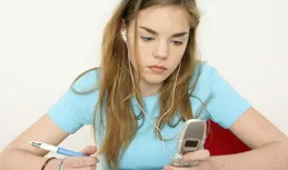 上了年紀的女人，選對顏色很重要，多穿這幾種貴氣色，優雅減齡