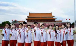 國慶禮遇VS國足出征：你知道洛杉磯淩晨四點的樣子嗎