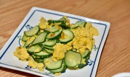 煎雞蛋怎麽蓬松？