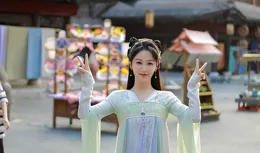 楊紫「久久出不了戲」背後的辛酸：劇方刪減小夭見母戲，怒了！