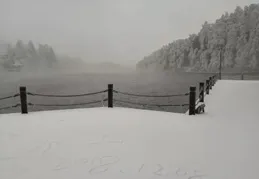 北京有地方下雪了！氣溫跌破零度還有霜凍預警！註意保暖！