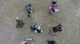 看完江南七怪的戰績，才明白，原來射雕武功能勝他們的只有七八人