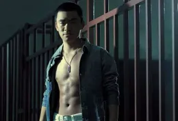 同樣是新一代武打動作片演員，釋小龍和謝苗相比，究竟差在了哪？