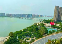 廣東第一大城市，相當於2個廣州9個深圳，如今卻淪為三線城市！