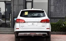 古馳推出全新GUCCI GIFT古馳假日獻禮廣告形象大片