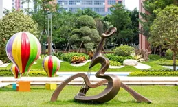 不說對比，但是我還是想聽聽大家怎麽評價， 機核的麥角教授和翻轉電台的李厚晨。？