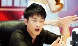 【要久久愛】首播，網友評價太損，像打針的小姨和傻侄子談戀愛