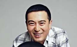 王海燕：遭前妻嫌棄的張嘉譯，被她寵成寶，如今一家三口幸福美滿