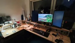 你有一間屬於自己的工作實驗室嗎，一起欣賞下人家的吧！