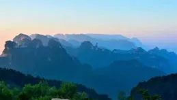 國外的親戚說瑞士的山比中國的五嶽更好看，該怎麽反駁？