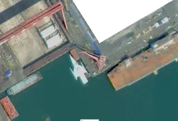 海外談中國：神秘艦船現身廣州造船廠 配備直通飛行甲板 用途不明