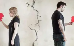 當年火得一塌糊塗的歌曲，歌詞卻很惡俗，這些歌越聽越不對勁