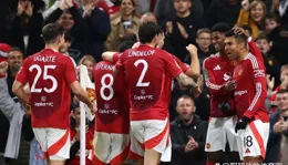 滕哈格下課後不演了！B費雙響，胖虎世界波，曼聯5:2大勝英超冠軍