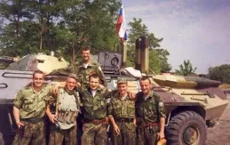 1999年北約大軍在科索沃被數百俄軍堵截，美英為何選擇忍氣吞聲？