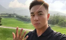 釋小龍妻子露面太吸睛身材豐滿、長腿搶鏡，五官顏值不輸何潔
