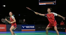 場邊驚現神秘教練，國羽混雙登頂澳門羽球公開賽