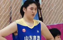 不得了，張子宇再這樣下去真的會成為沒打WCBA就統治亞洲的巨星！