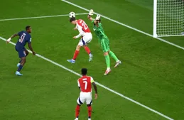 棄用登貝萊，大巴黎付出代價！2-0完勝，阿森納笑傲強強對話