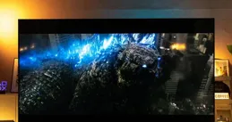 誰能攻破OLED電視使用者的最後防線？