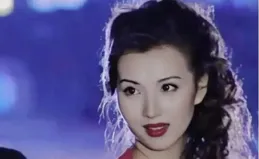 沒想到，45歲陳好竟以這種方式，褪去了她身上的「萬人迷」濾鏡！