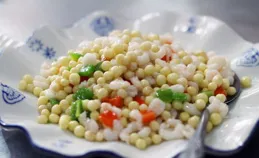 為什麽兩個「米」（米哈遊和小米）都這麽和其他友商不一樣？