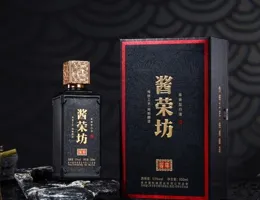 「酒體發黃就是老酒」「掛杯就是好酒」？避開這些選酒誤區